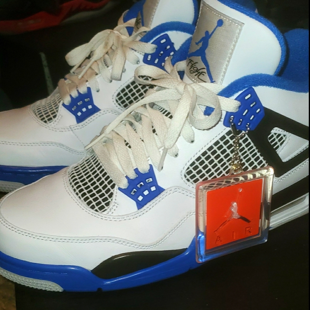 Air Jordan Retro 4 size 11 Motorsport
